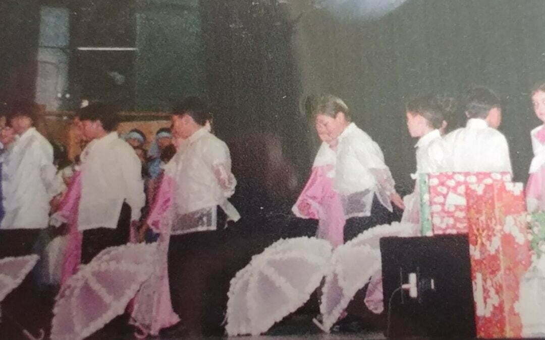 Sayaw Sa Payong